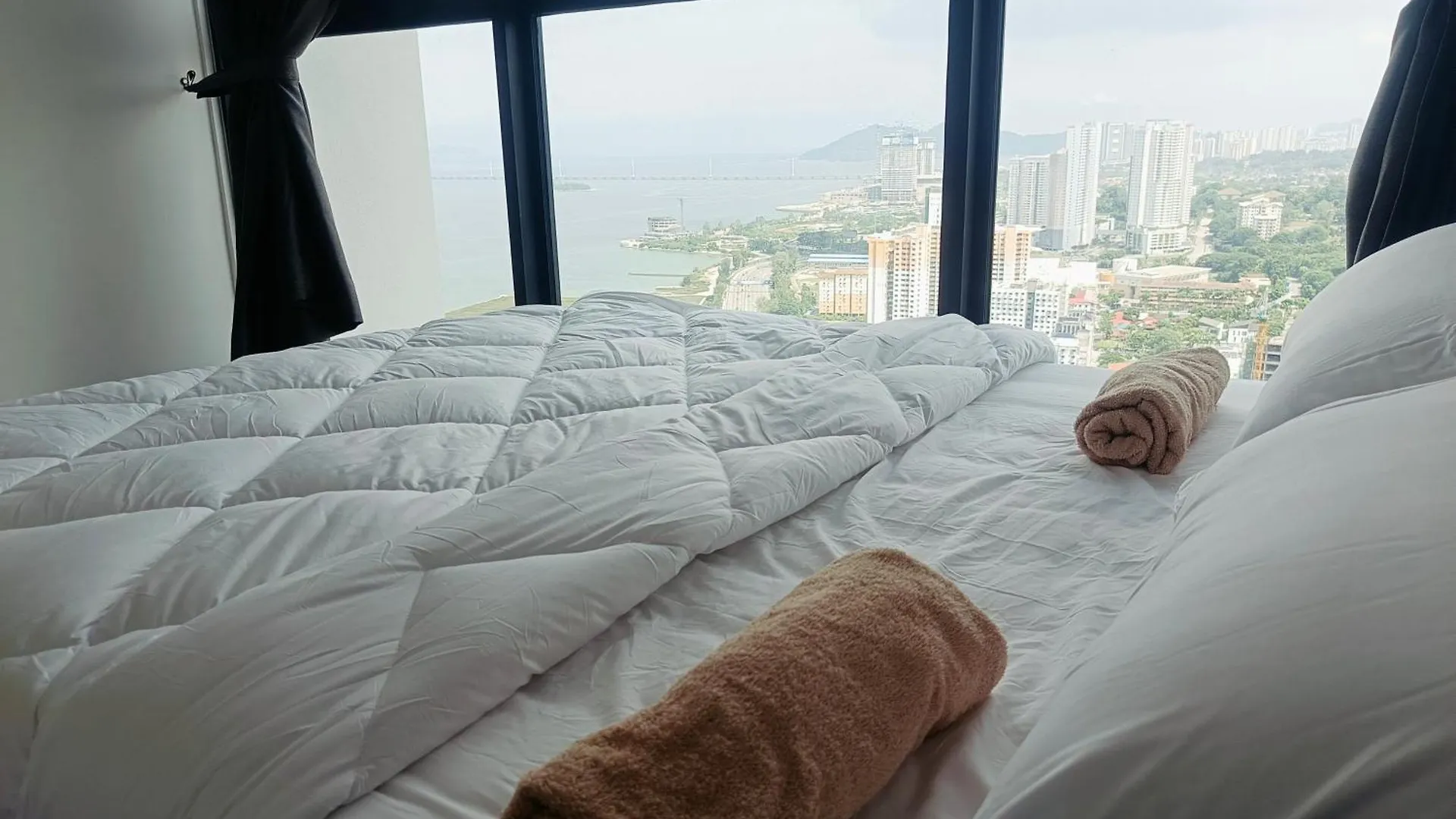 Relax Familystay -Urban Suites-3Br-10Pax Jelutong 0*,  Malaysia