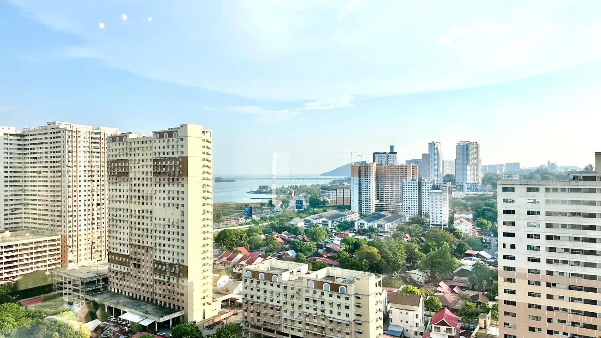 Relax Familystay -Urban Suites-3Br-10Pax Jelutong 0*,