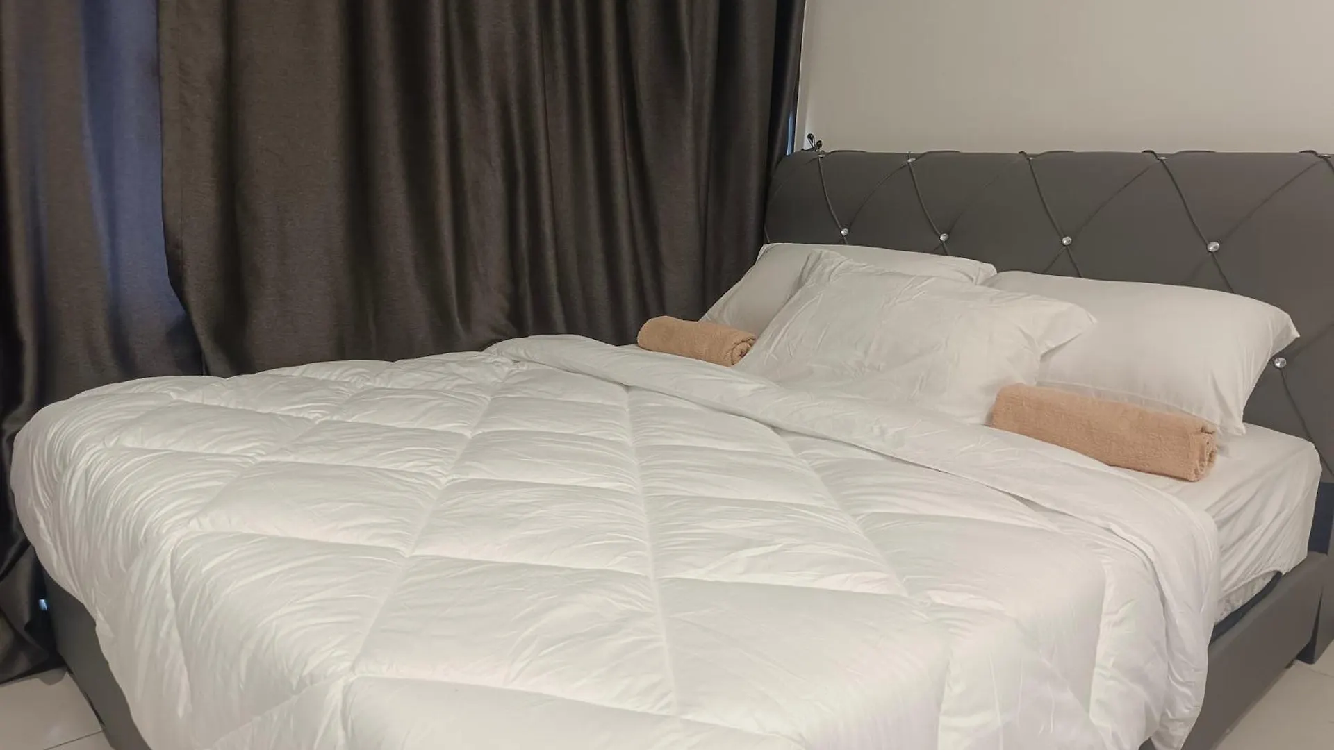 Relax Familystay -Urban Suites-3Br-10Pax Jelutong Appartement