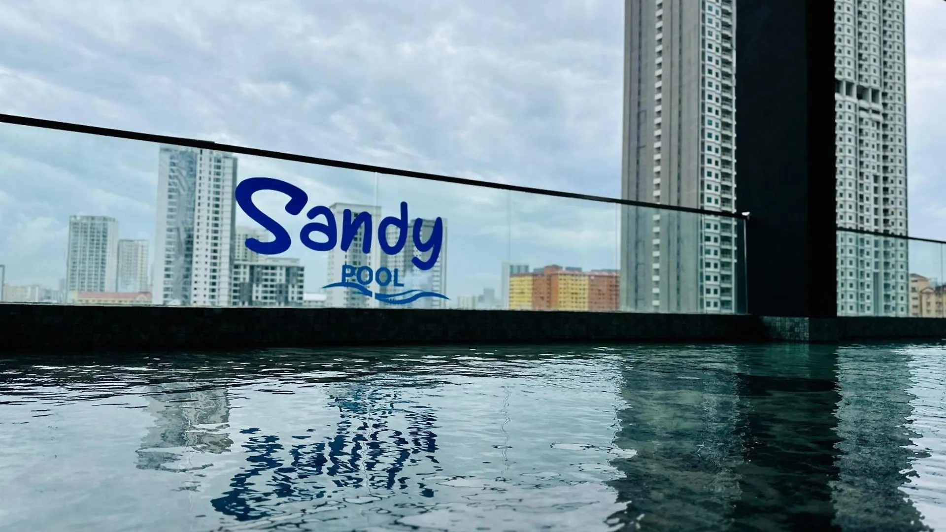 Relax Familystay -Urban Suites-3Br-10Pax Jelutong
